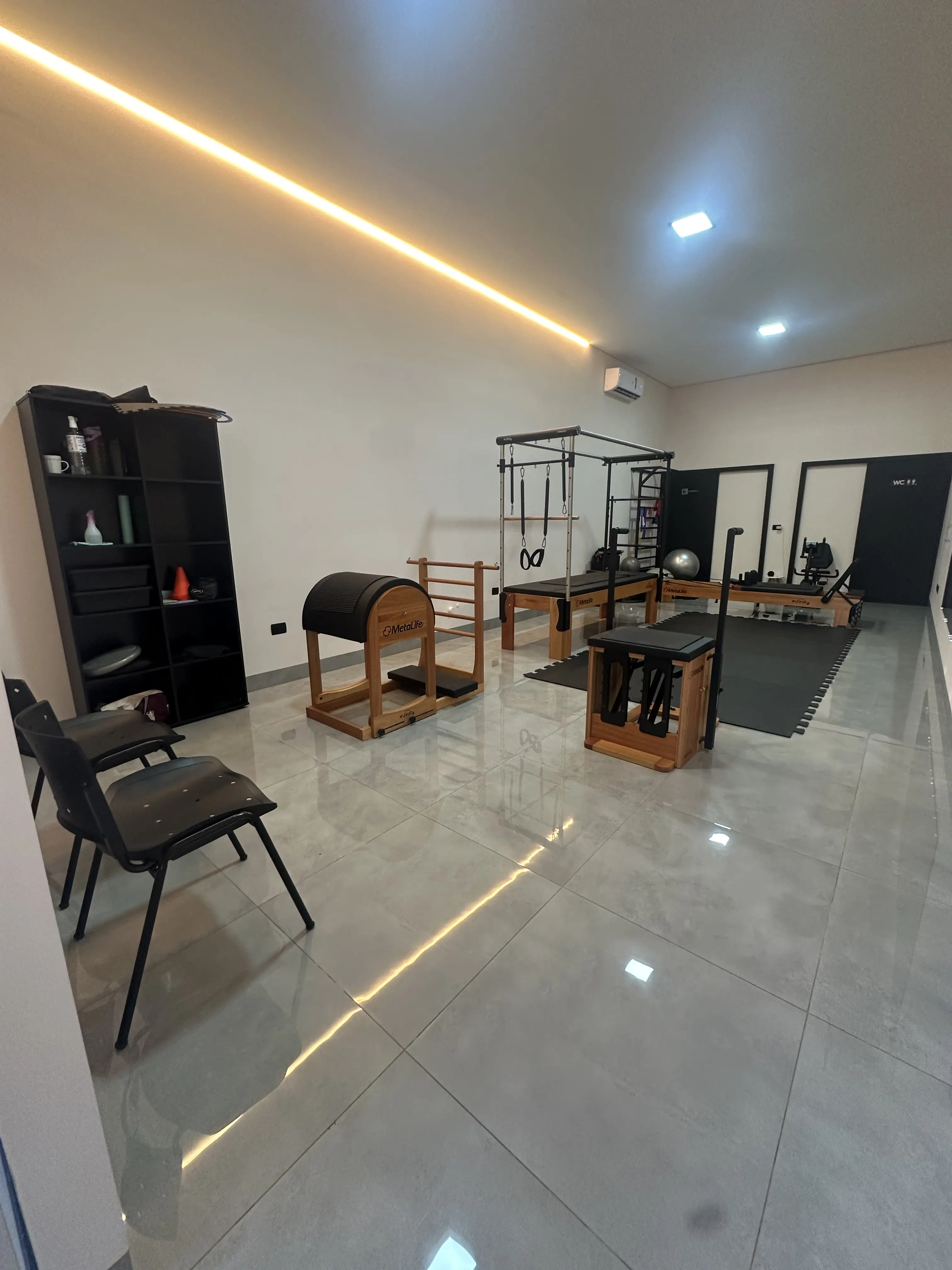 Estúdio de Pilates Simonetto — detalhes do espaço